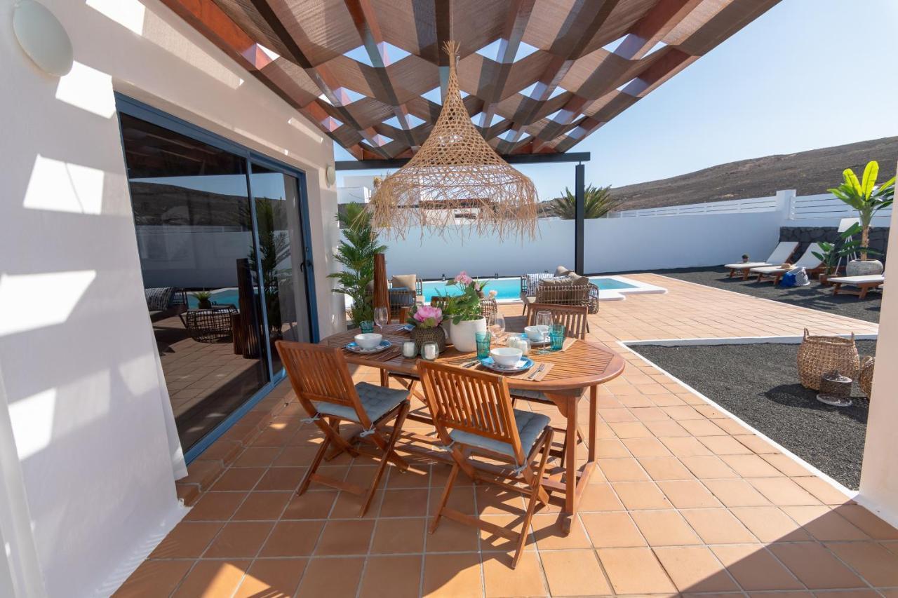 Villa Guajara By Villalia Playa Blanca  Exterior photo